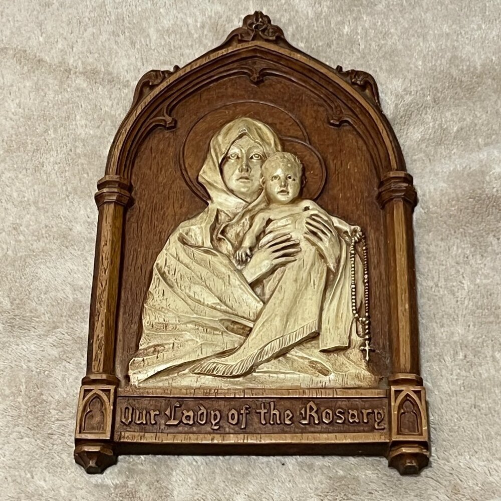 Our Lady of the Rosary" Virgin and Child Bas Relief Wall Hanging - Vintage | Vin